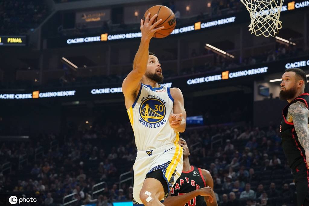 库里16分奎克利40+10 勇士不敌猛龙止连胜